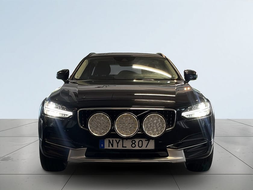 Bild 2 av Volvo V90 Cross Country D4 AWD Business Drag/MoK/Extraljus/Utan AdBlue/Rem bytt