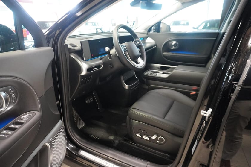 Bild 4 av Hyundai Ioniq 9 Long Range AWD 7s 110kWh Calligraphy Line