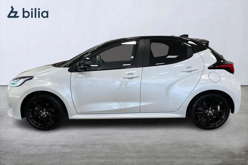Bild 3 av Toyota Yaris Hybrid 1,5 5D Style Bi-tone / LED ramp