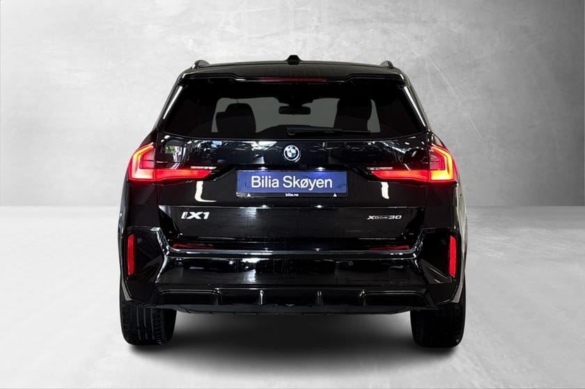 Bilde 3 av BMW iX1 xDrive30