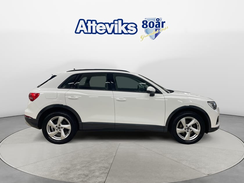 Bild 2 av Audi Q3 35 TFSI 150hk S-TRONIC Drag/Värmare