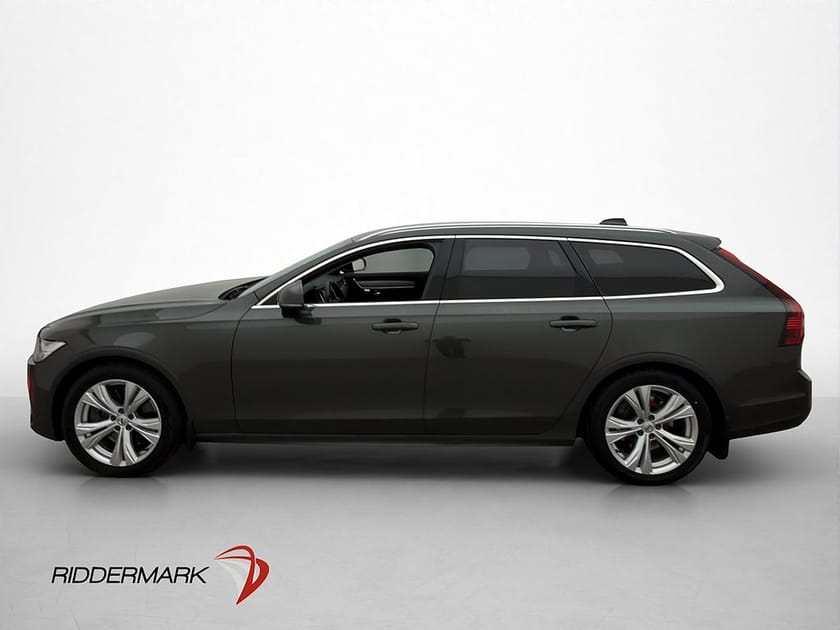 Bild 4 av Volvo V90 B4 Momentum Drag Värmare 360° H/K Skinn Navi BLIS