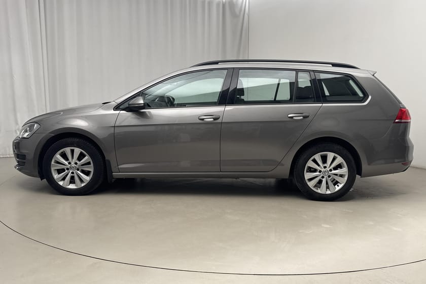 Bild 2 av Volkswagen Golf Sportscombi VII 1.2 TSI 110hk Adaptiv farth.