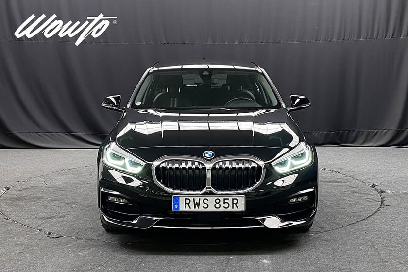 Bild 2 av BMW 118i 118 136HK Sport Line /Navi /Cockpit /PDC