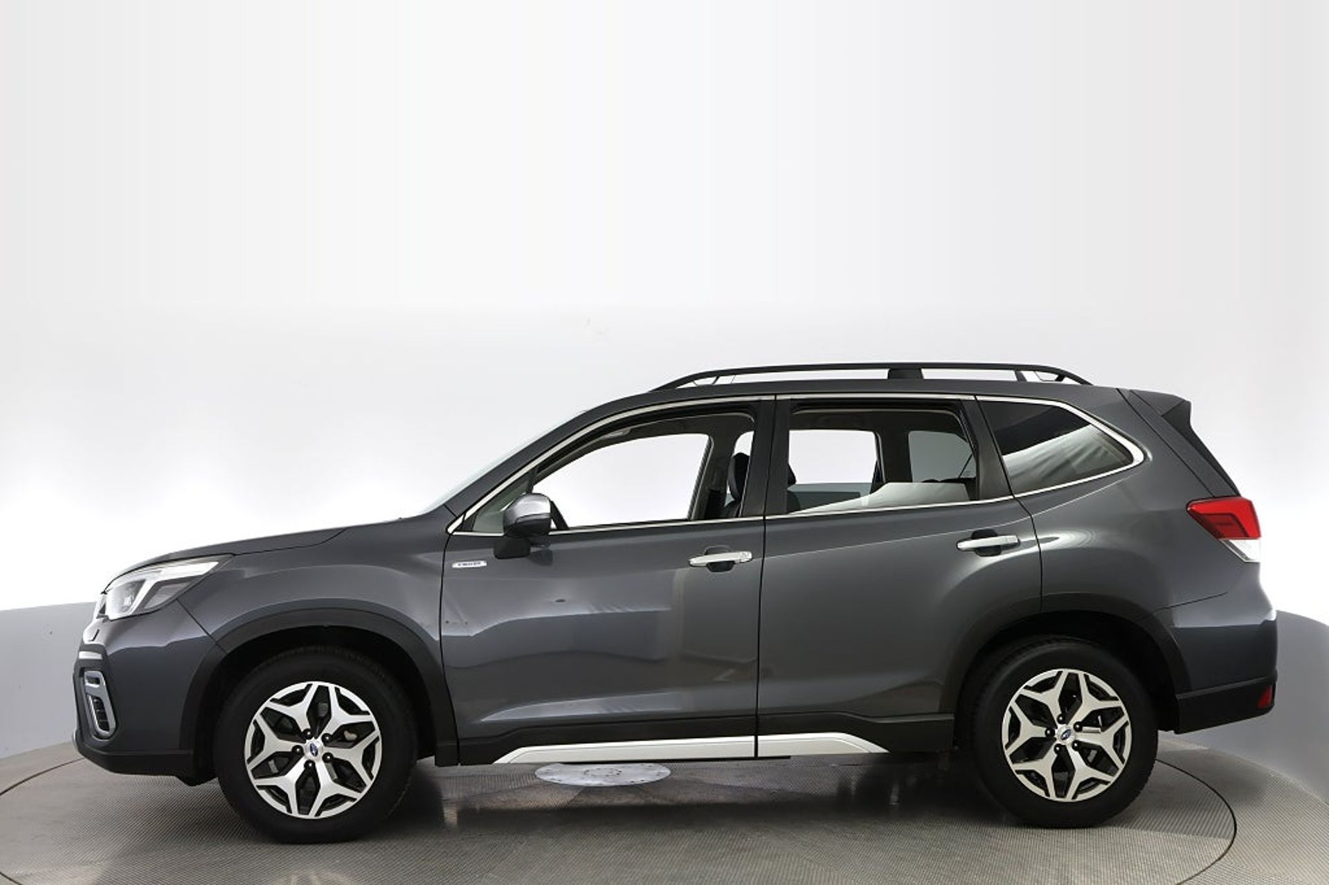 Subaru Forester 2020, photo 2/10