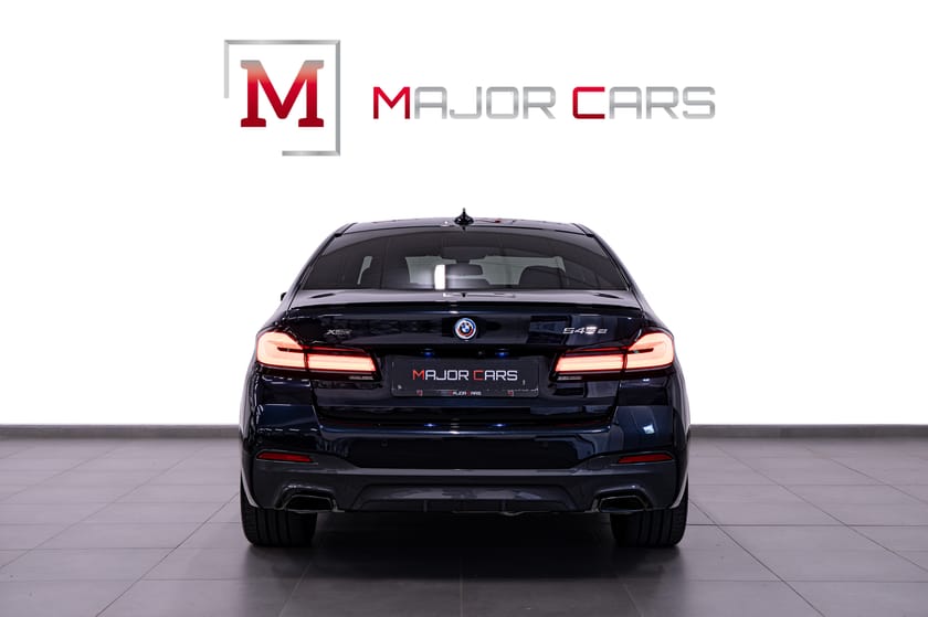 Bild 5 av BMW 545e xDrive Sedan M Sport Pro 50 Jahre H/K Kamera Drag 394hk