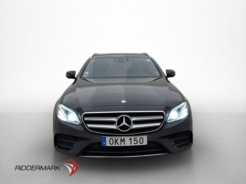 Bild 2 av Mercedes-Benz E 220 T d 194hk AMG Wide D-Värm HUD 360° Drag