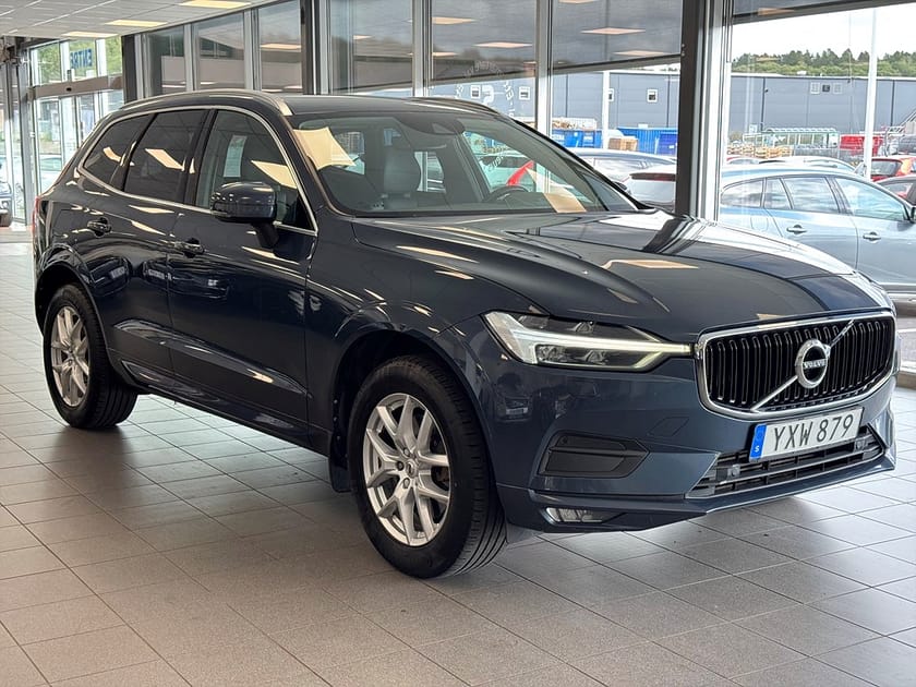 Bild 1 av Volvo XC60 T5 AWD Momentum Pro Edition Kamera Värmare 254hk