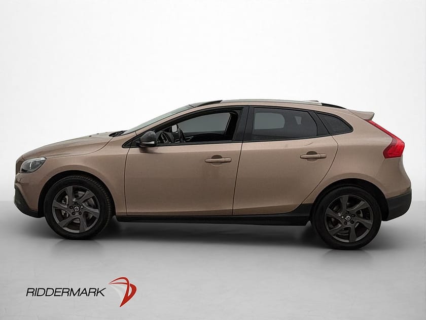 Bild 5 av Volvo V40 Cross Country D4 Summum Panorama VOC Värmare Skinn