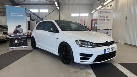 Volkswagen Golf  R