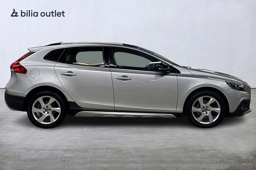 Bild 5 av Volvo V40 Cross Country D3 aut Summum 150hk P-värm BLIS Backkamera