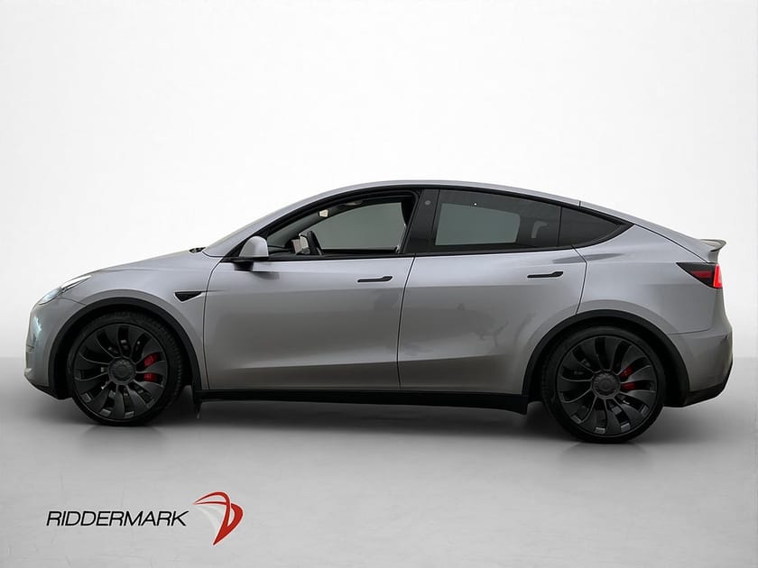 Bild 5 av Tesla Model Y Performance Dragkrok Svensksåld MOMS