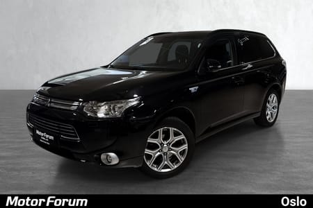 Mitsubishi Outlander PHEV Lav kilometer - Cruicekontroll - Ryggekamera -