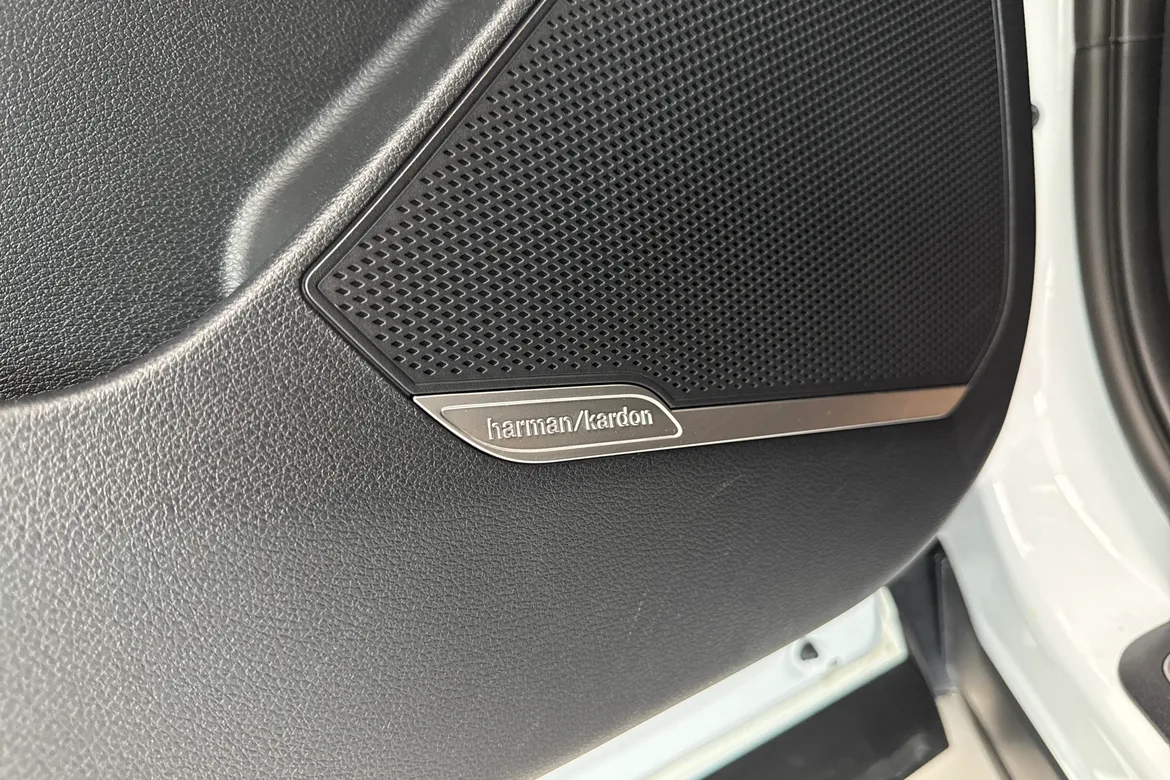 picture of a car