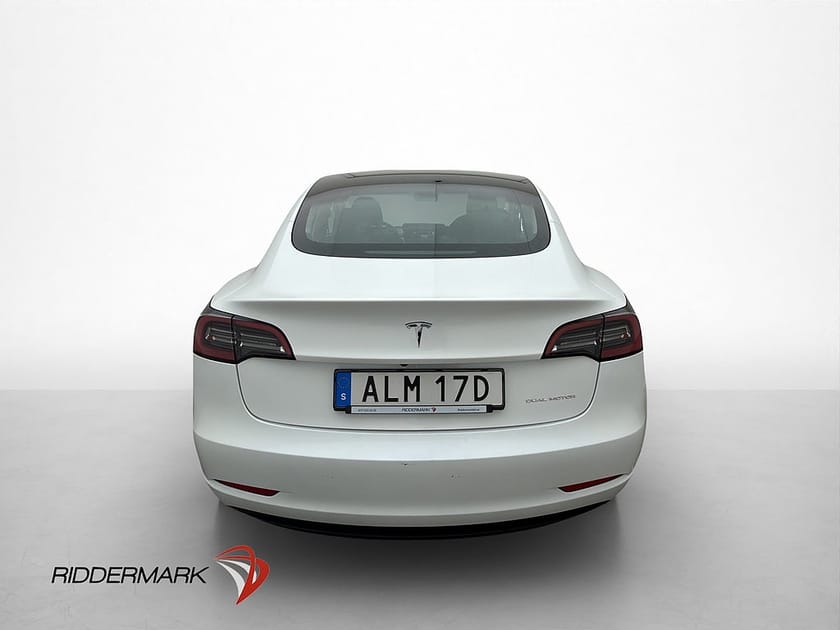 Bild 4 av Tesla Model 3 Long Range AWD Pano Kamera Moms Skinn Navi AP