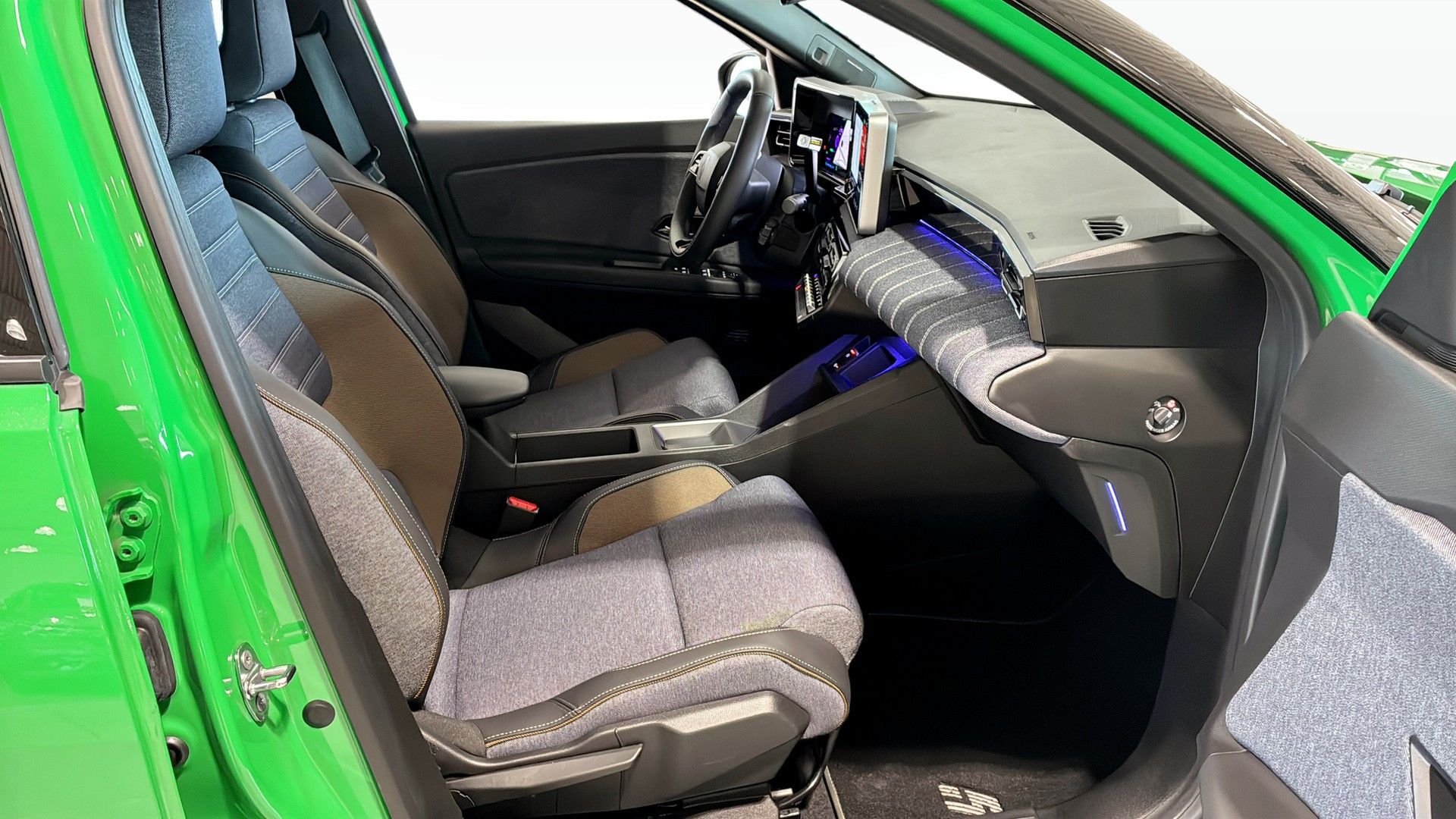 Renault 5 Techno E-Tech 52kWh 2025, photo 3/10