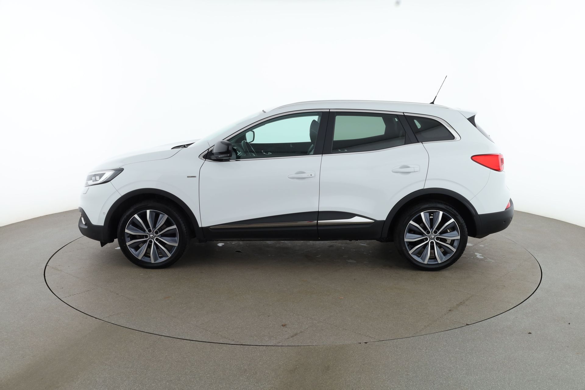 Renault Kadjar 1.6 dCi 2017, bild 2/10