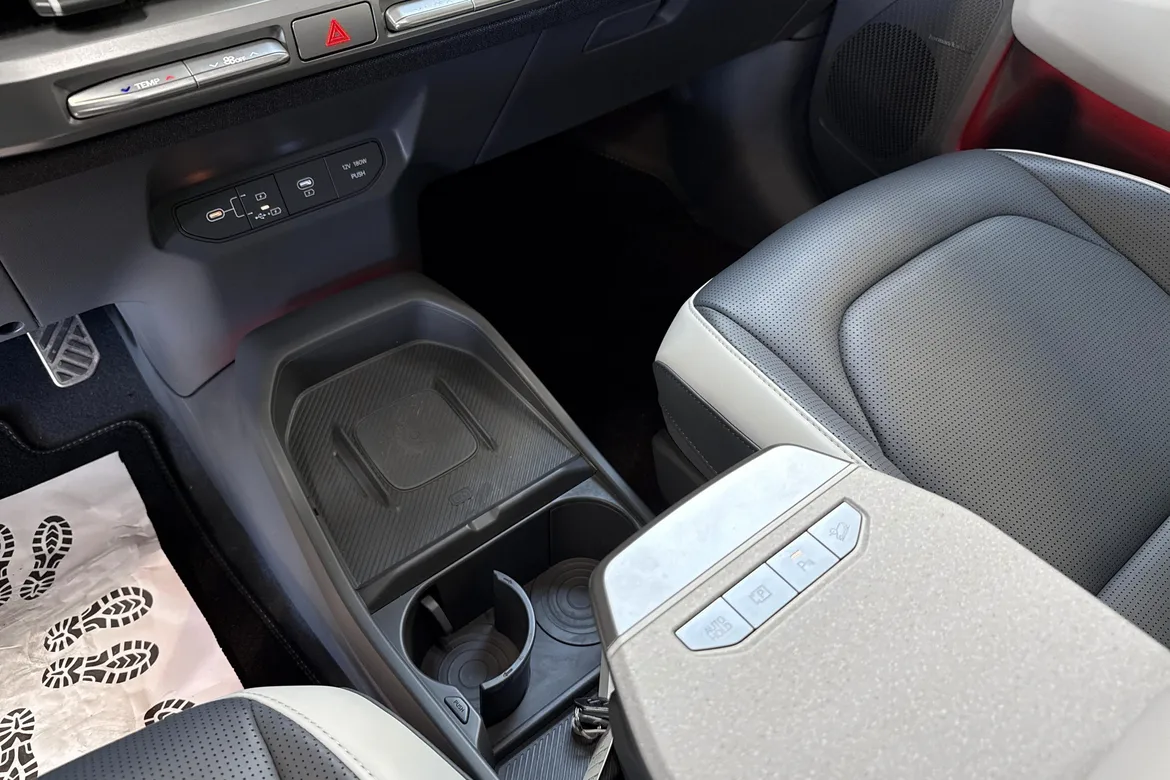 picture of a car
