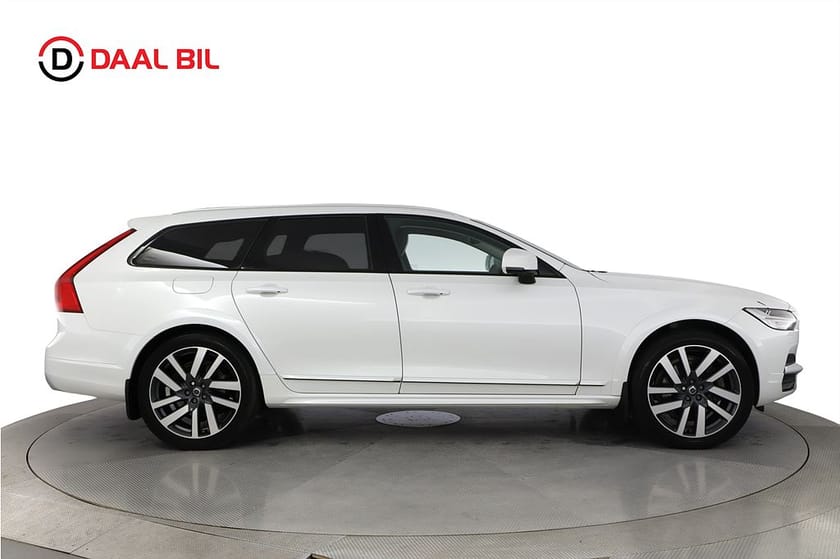 Bild 5 av Volvo V90 Cross Country PRO D5 AWD 235HK 360-KAMERA LÄDER DRAG VÄRMARE HUD NAVI