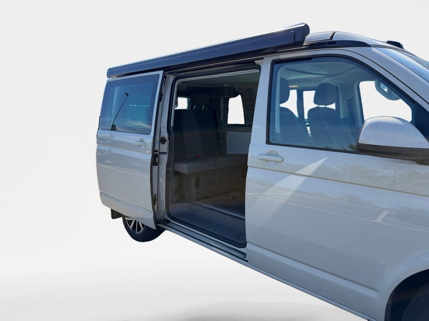 Bild 3 av Volkswagen California Ocean TDI 150hk 4Motion *Camping* Pop Up/Backkamera/Drag