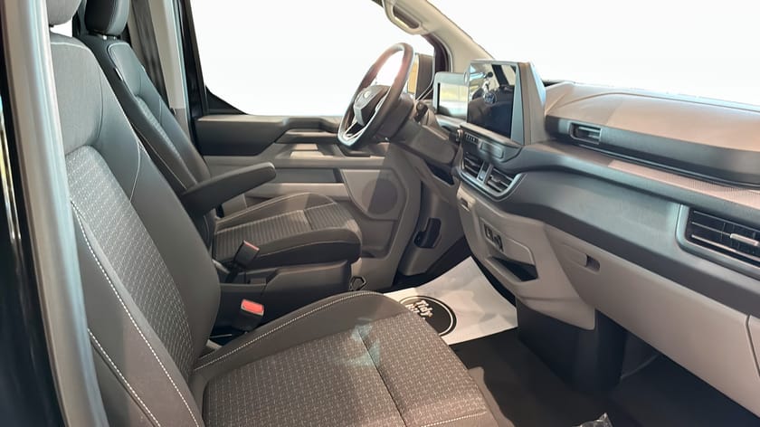 Bild 3 av Ford E-Transit Custom 340 E-CUSTOM SKÅP TREND 340L LWB ELMOTOR 160KW