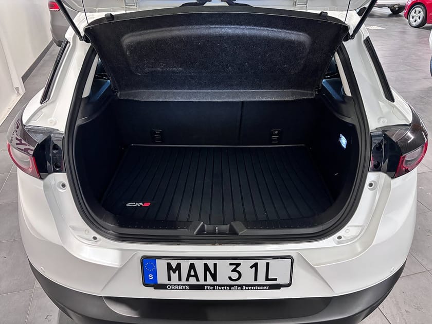 Bild 5 av Mazda CX-3 2.0 SKYACTIV-G AWD 150Hk Optimum Skinn Bose Drag V-hjul