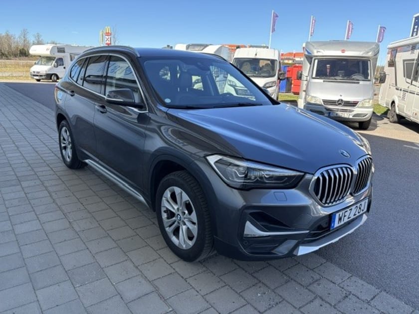 Bild 4 av BMW X1 sDrive20i sDrive xLine Dragkrok Backkamera Rattvärme
