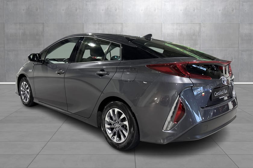 Bilde 3 av Toyota Prius Plug-in Hybrid