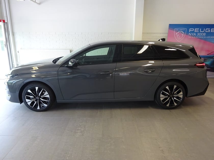 Bild 1 av Peugeot 308 SW Hybrid 145 1.2 PureTech e-DCS Allure
