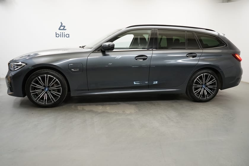 Bild 2 av BMW 330e xDrive Touring Dragkrok