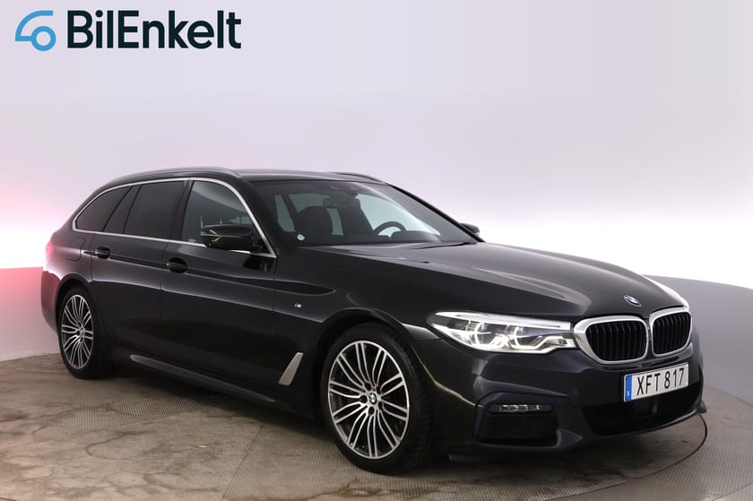 Bild 1 av BMW 540i xDrive Touring M Sport Panorama H&K Drag Kamera Se Utr