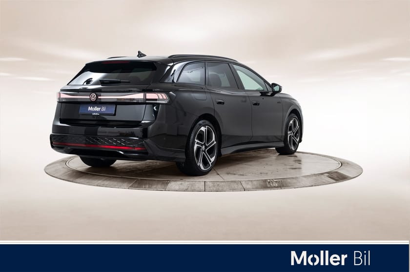 Bilde 5 av Volkswagen ID.7 GTX Tourer