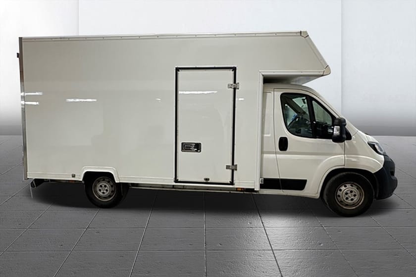 Bild 4 av Peugeot Boxer Chassi Cab 335 2.0 Flyttbil Drag 3-sits Kamera MOMS 163hk