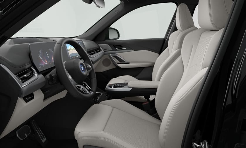 Bild 4 av BMW iX1 xDrive30 M Sport 360 HUD Elstol m minne