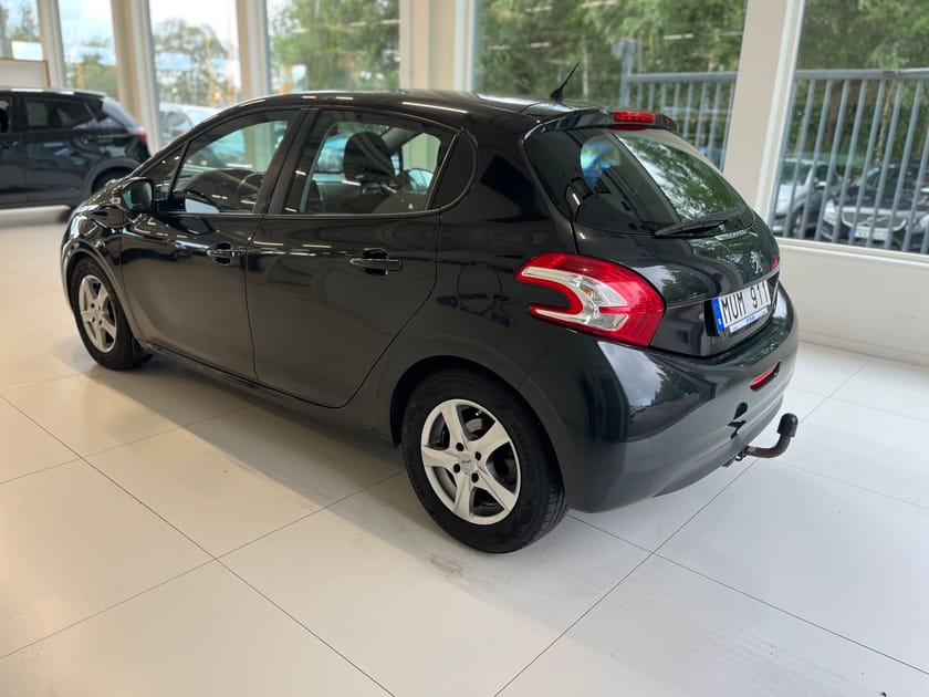 Bild 2 av Peugeot 208