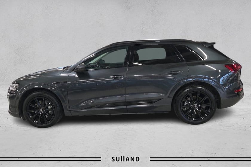 Bilde 2 av Audi Q8 50 e-tron quattro advanced plus