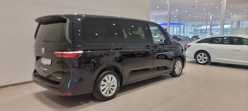 Bild 2 av Volkswagen Multivan eHybrid