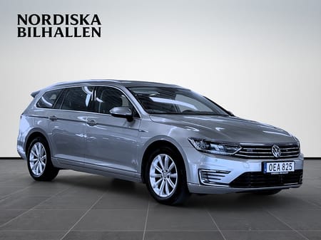 Volkswagen Passat Variant GTE 1.4 TSI ACT Kamera Dragkrok Värmare