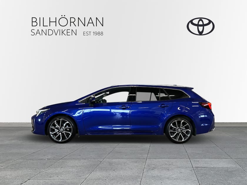 Bild 4 av Toyota Corolla Touring Sports Hybrid 2,0 Executive Vinterhjul Motorvärmare