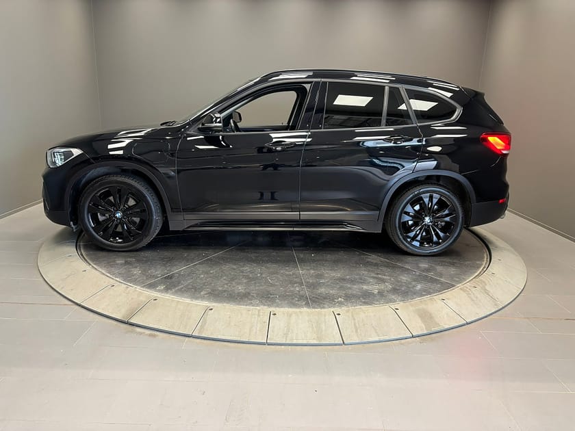 Bild 2 av BMW X1 xDrive25e