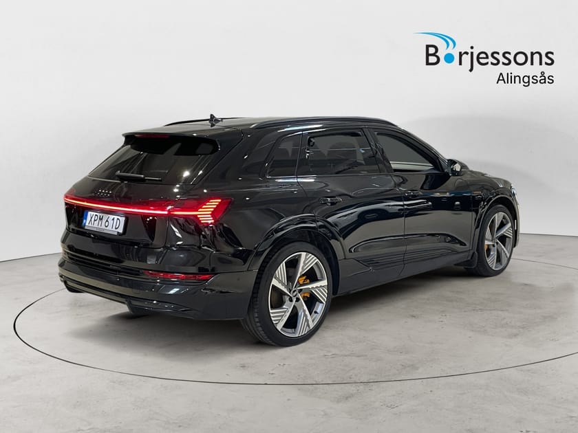 Bild 3 av Audi e-tron 55 quattro 408hk S-Line Black Edi. HuD/360/Matrix/Keyless