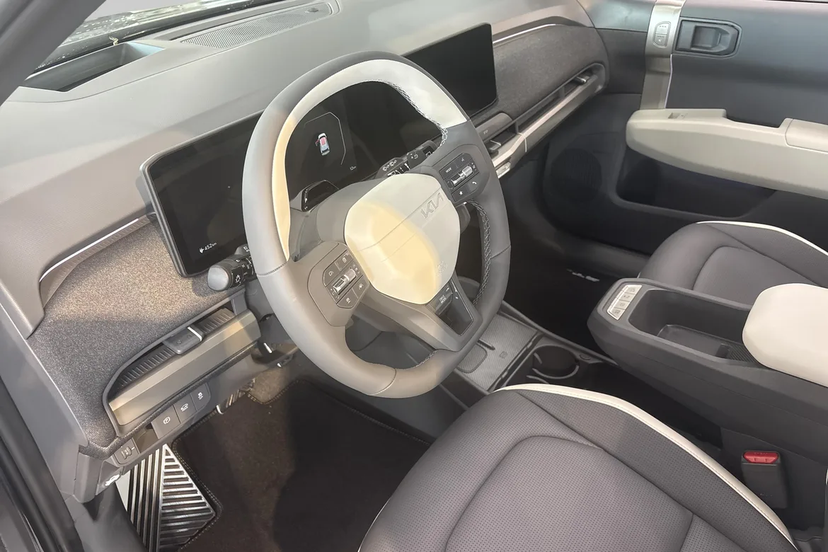 picture of a car