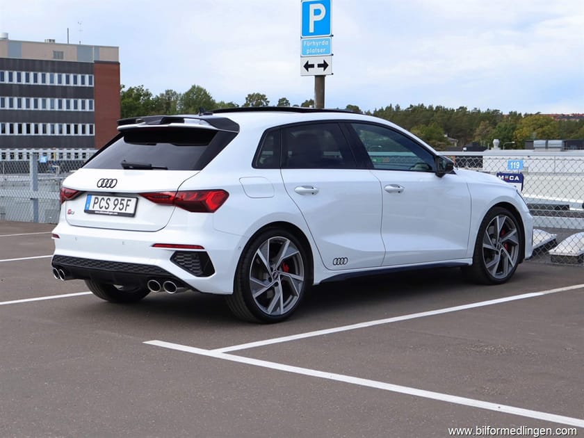 Bild 3 av Audi S3 Sportback 310hk AWD Matrix S/V-hjul Taklucka