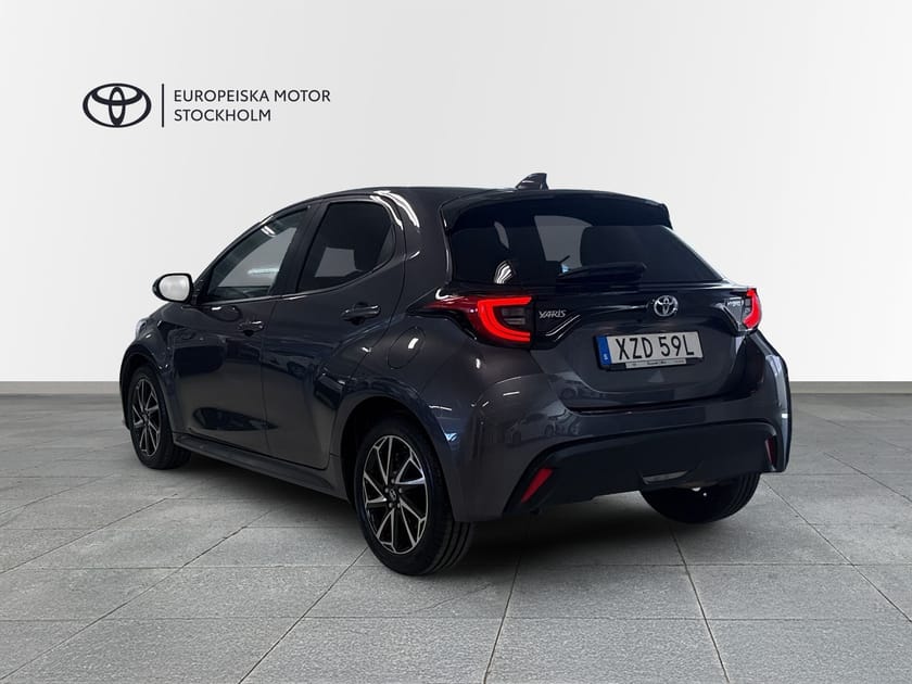 Bild 2 av Toyota Yaris Hybrid 1,5 ACTIVE PLUS VINTERHJUL BACKKAMERA