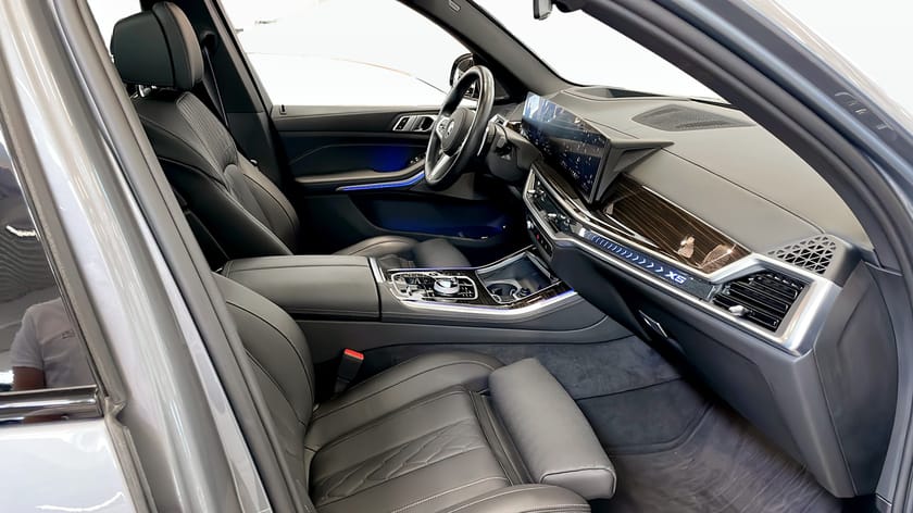 Bild 3 av BMW X5 xDrive50e M-Sport Pro Pano Massage H/K Softclose