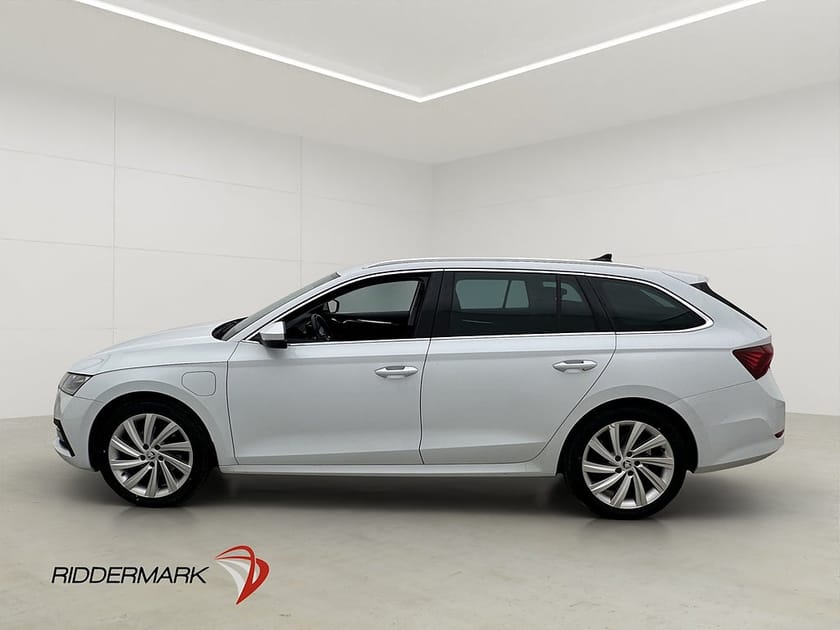 Bild 4 av Škoda Octavia Kombi iV Skoda 204hk Style Cockpit Kamera CarPlay