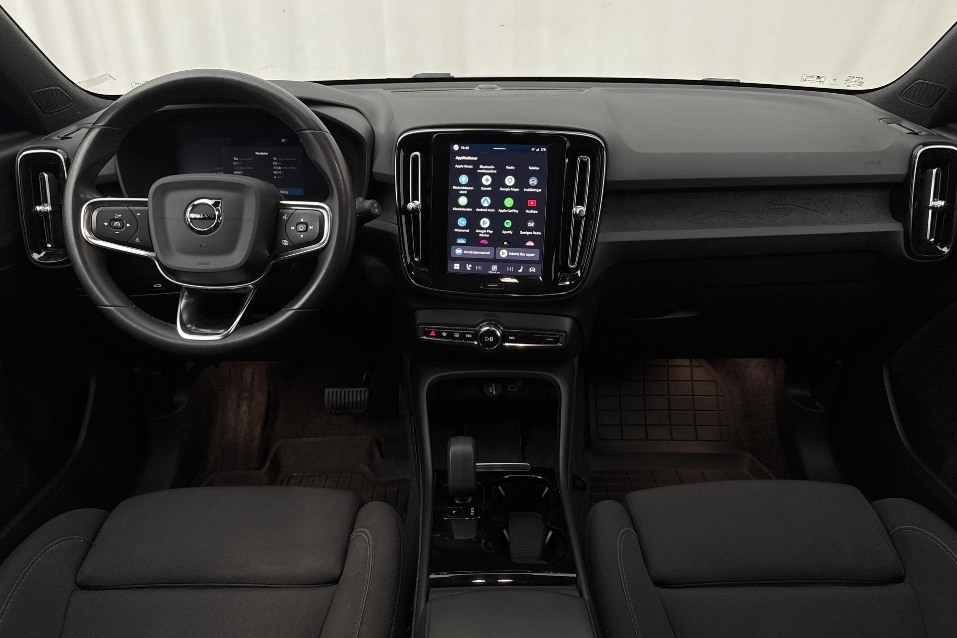 Volvo XC40 Recharge Twin 2023, bild 7/10