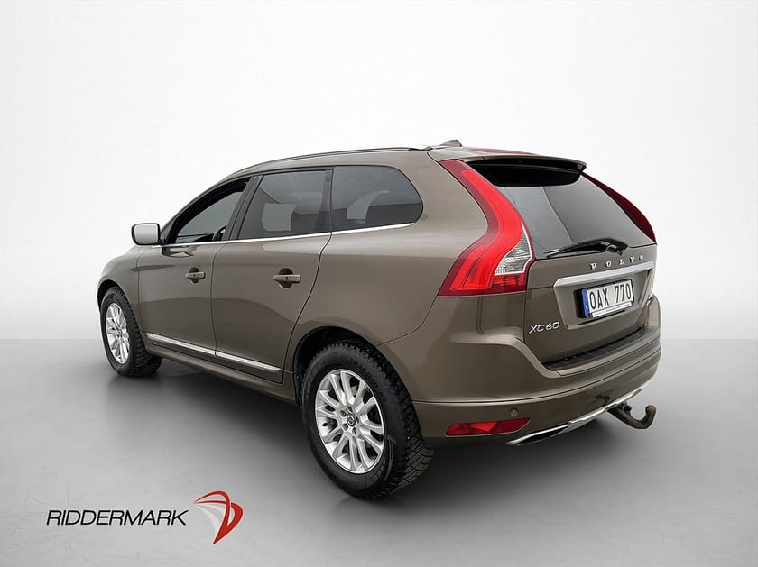 Bild 4 av Volvo XC60 D4 AWD Summum Värmare VOC Pano Navi Skinn Drag