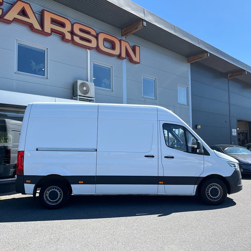 Bild 4 av Mercedes-Benz Sprinter 211 CDI FWD Panel Van Carplay Värmare Backkamera
