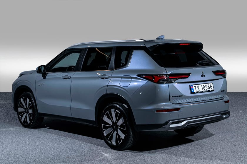 Bilde 5 av Mitsubishi Outlander PHEV Intense/Nybil pris 900.000+